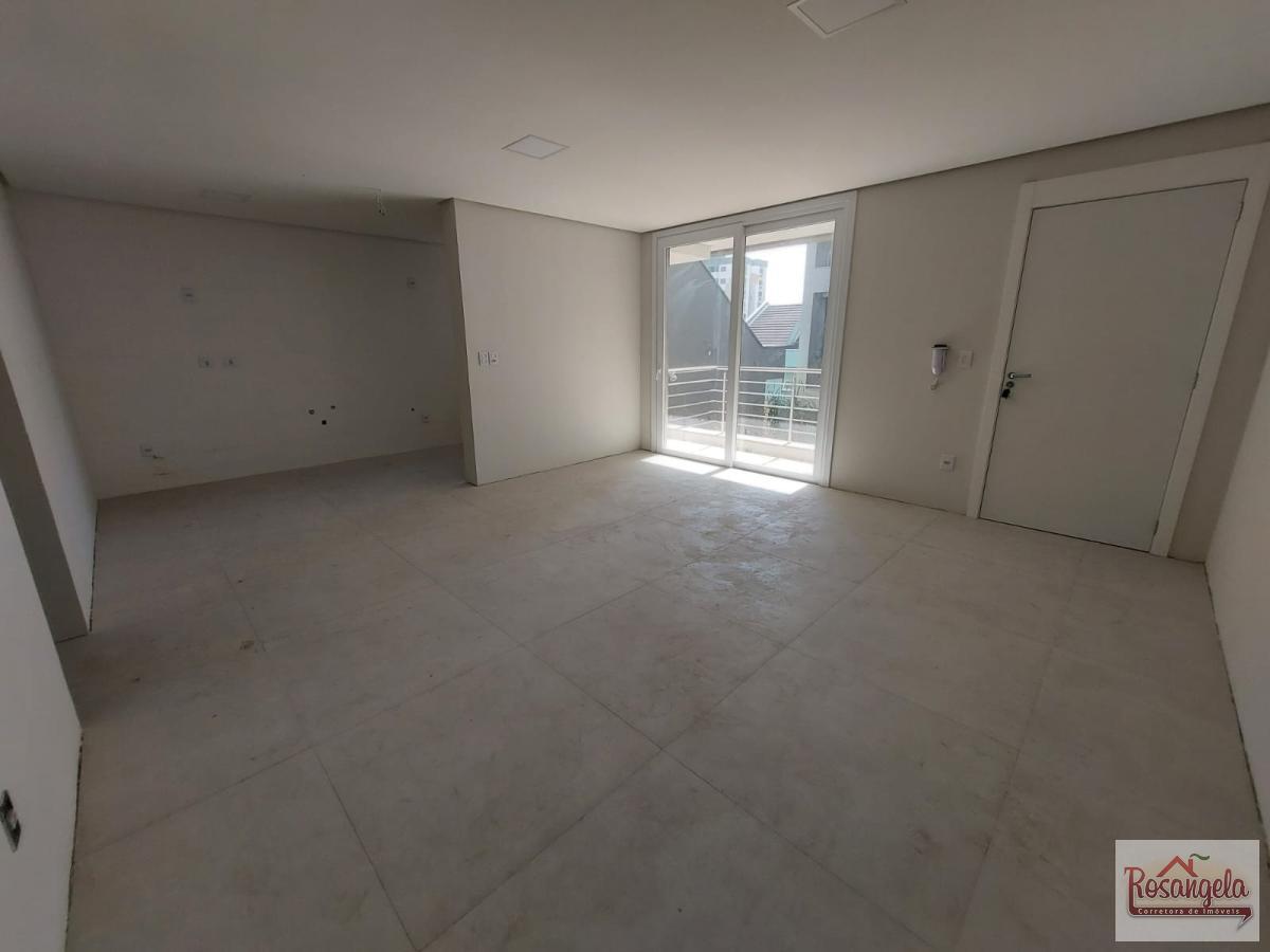 Apartamento à venda com 2 quartos, 80m² - Foto 7